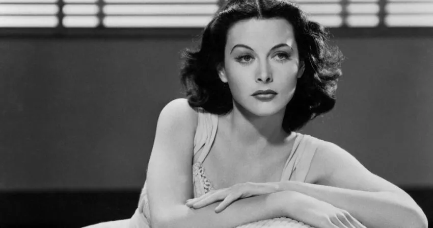 Hedy Lamarr: Estrella de Hollywood e inventora de la tecnología precursora del WiFi