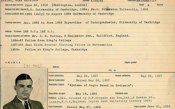 Alan Turing: Pionero de la Computación y la Inteligencia Artificial